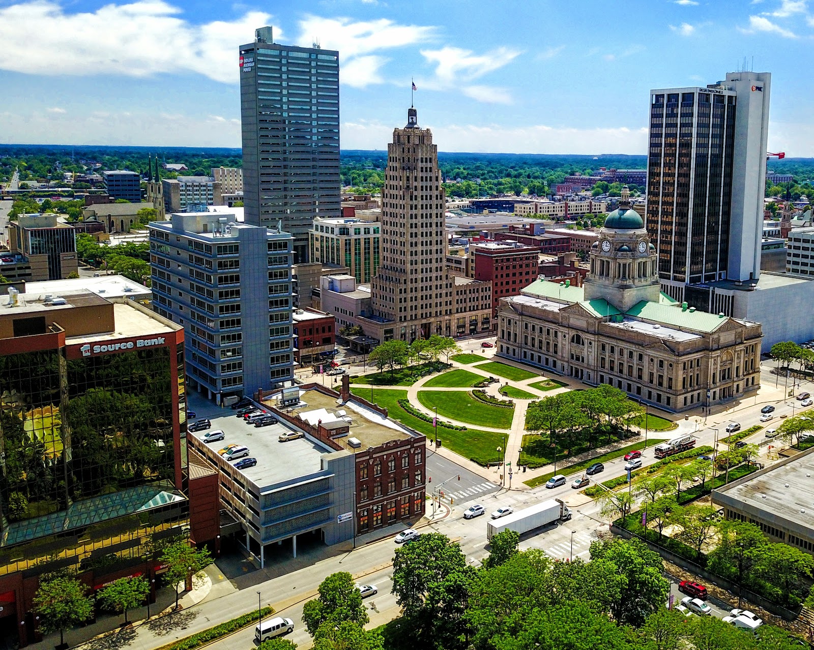 Professional E-Z Window Cleaning from Fort Wayne Window Cleaning LLC, West Central, Fort Wayne