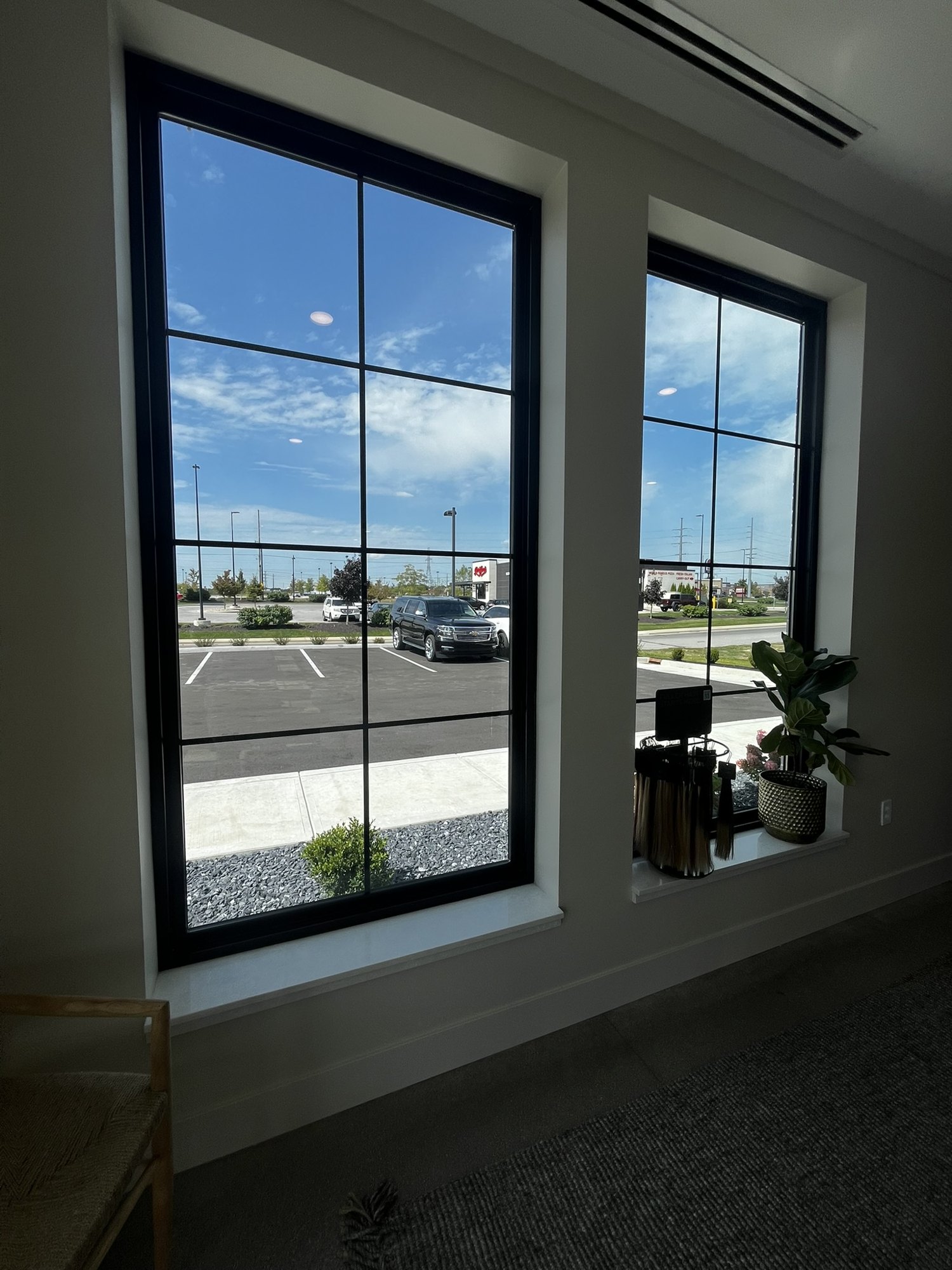 Fort Wayne Window Cleaning LLC window cleaner service serving West Central, Fort Wayne